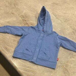 Brand new magnetic me -never worn!